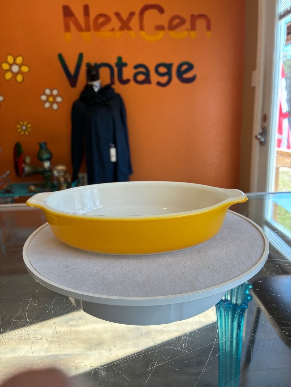 Pyrex Vintage Yellow Pixie #700 Au Gratin Dish Tableware USA